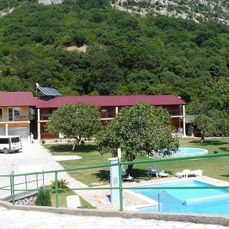 Guest House Jadran Pol Petrovac Luaran gambar