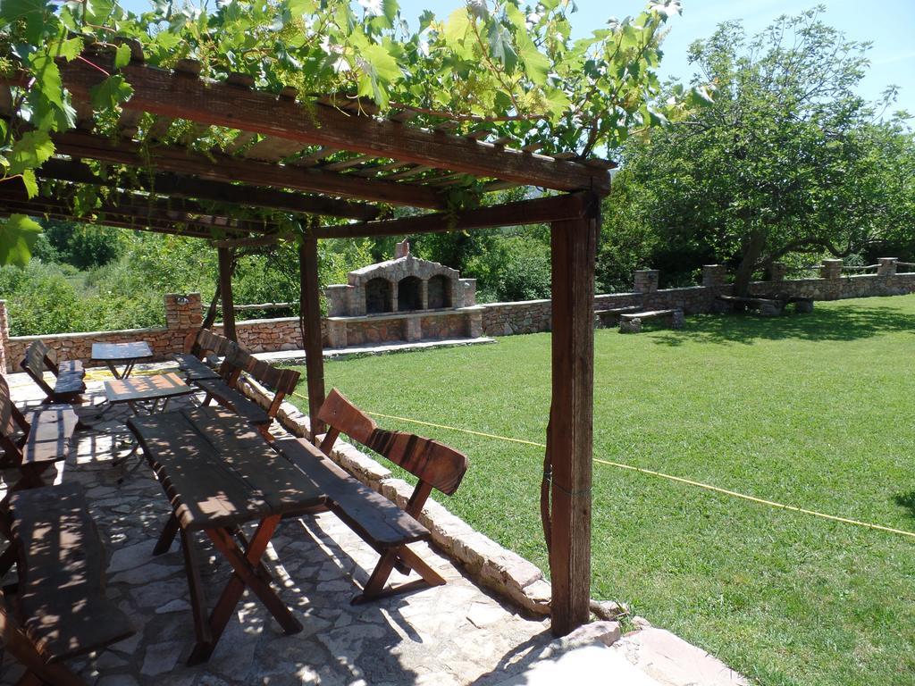 Guest House Jadran Pol Petrovac Luaran gambar