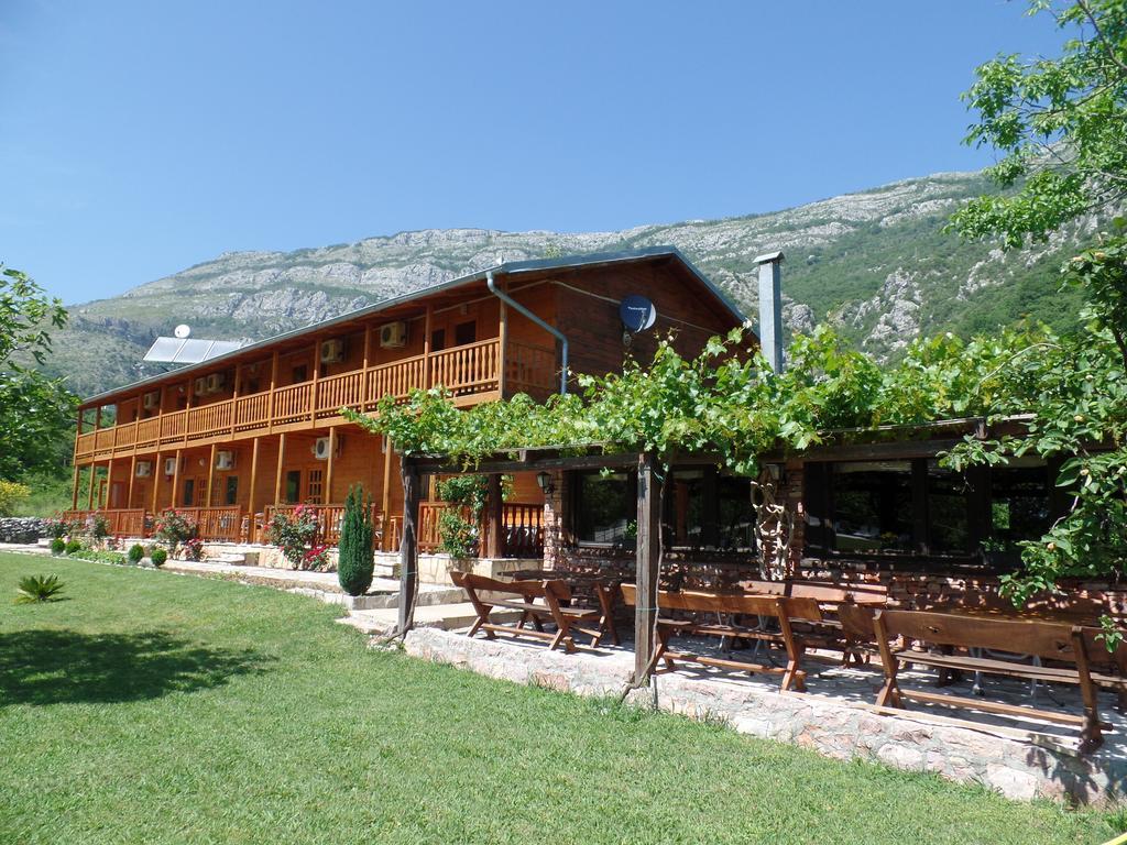 Guest House Jadran Pol Petrovac Luaran gambar