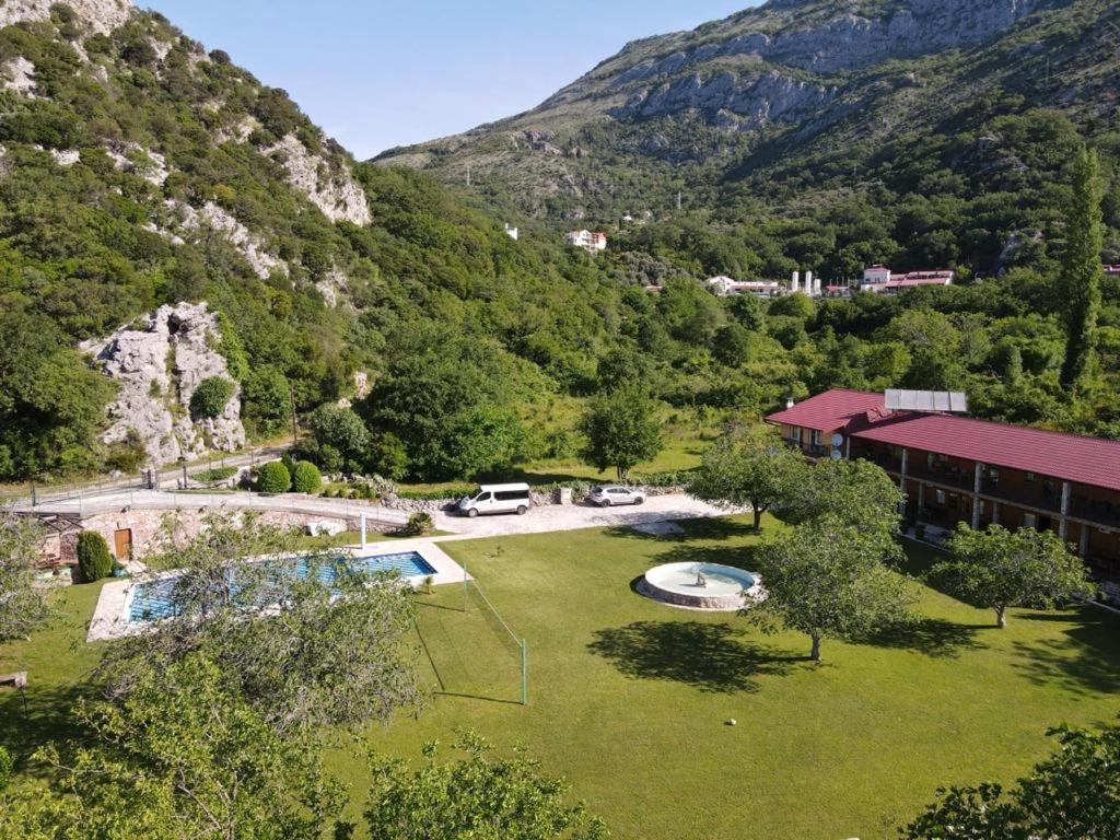 Guest House Jadran Pol Petrovac Luaran gambar