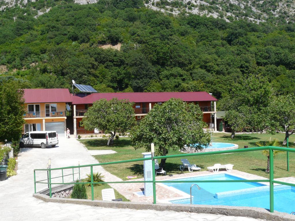 Guest House Jadran Pol Petrovac Luaran gambar
