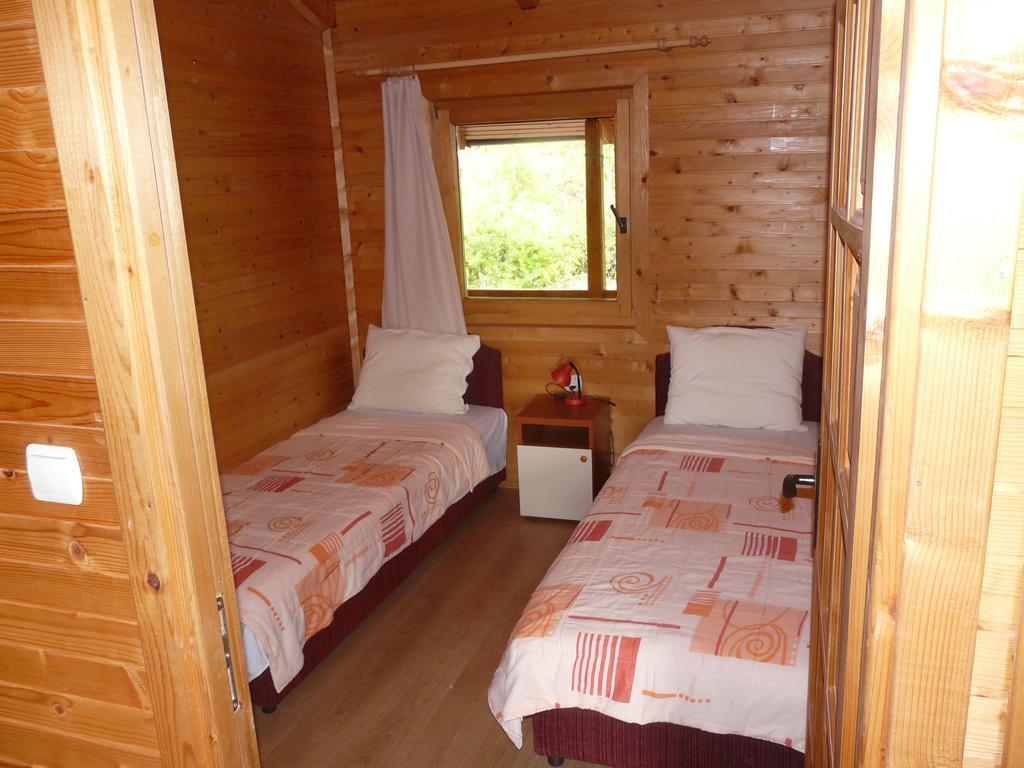 Guest House Jadran Pol Petrovac Luaran gambar